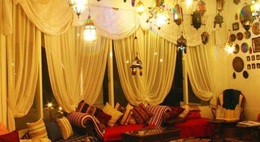 Arabian Art Hotel & Gallery 御宿町 外观 照片