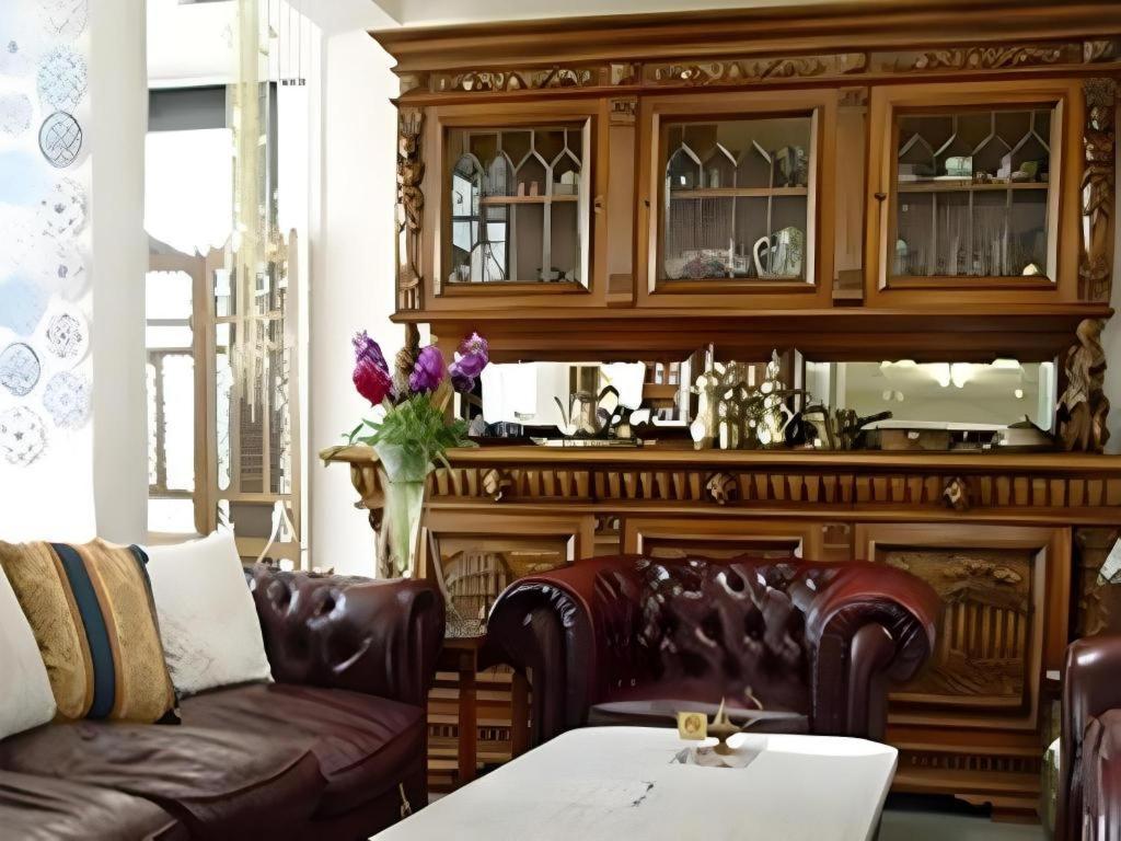 Arabian Art Hotel & Gallery 御宿町 外观 照片