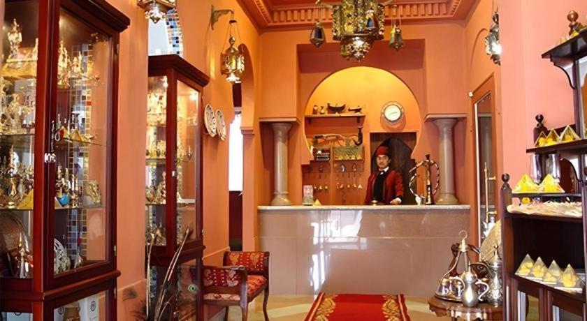 Arabian Art Hotel & Gallery 御宿町 外观 照片